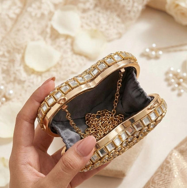 Kundan Classic Heart Clutch - Gold with Chain